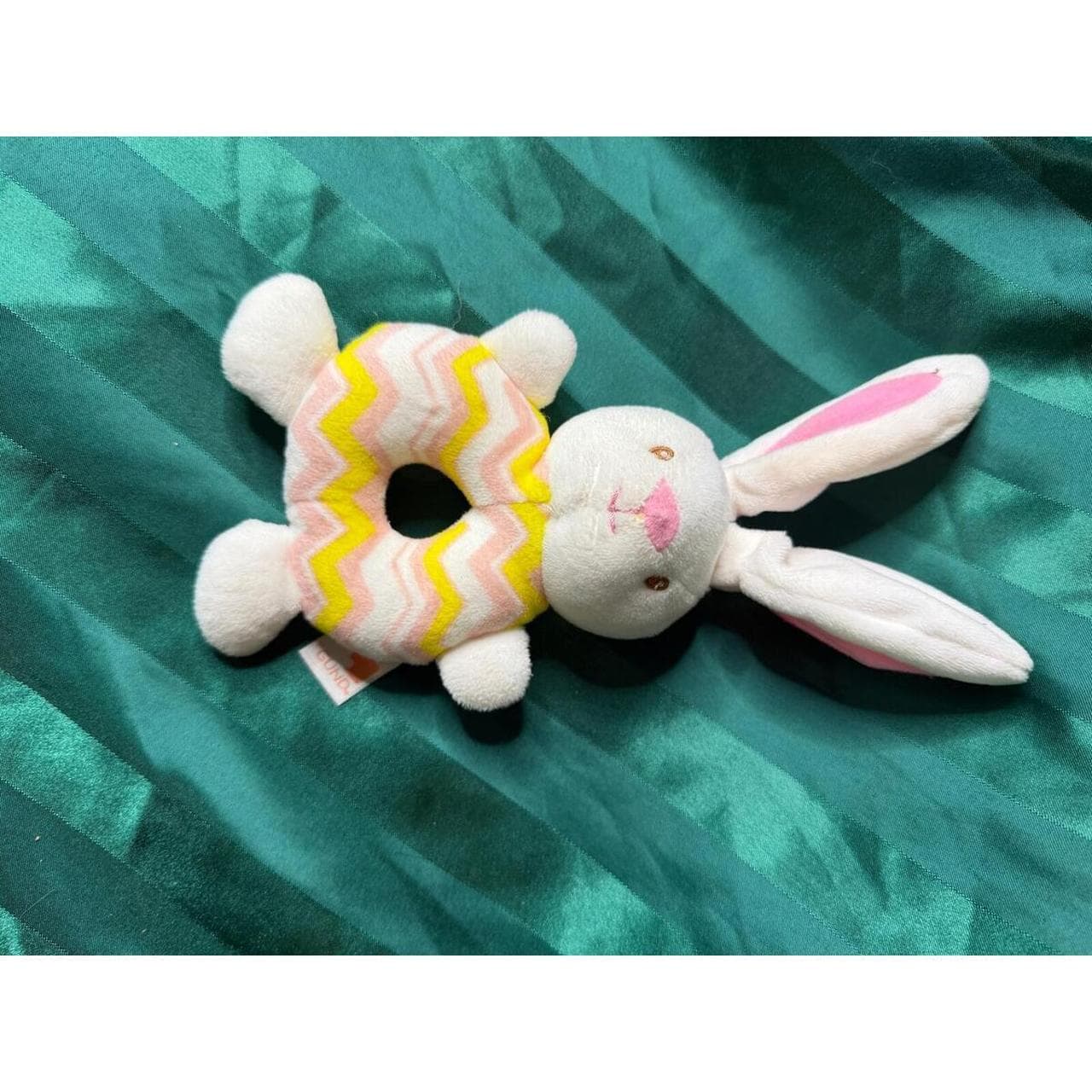GUND Bunny Plush Ring Rattle Toy - Perfect for Little Hands - Thumbnail 2