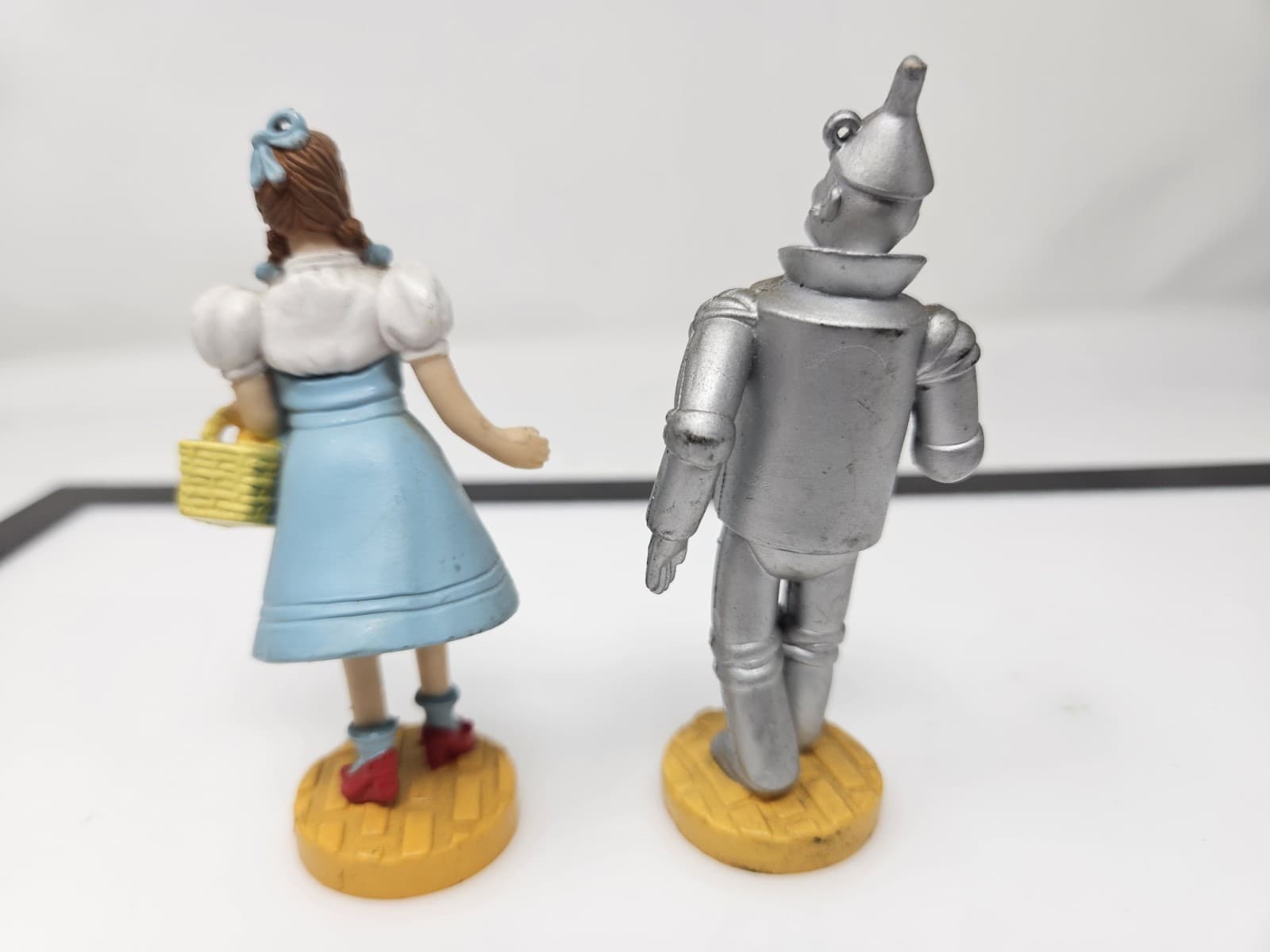 1987 The Wizard of Oz Tin Man/Dorthy Turner Presents 3.75" Lot - Thumbnail 2