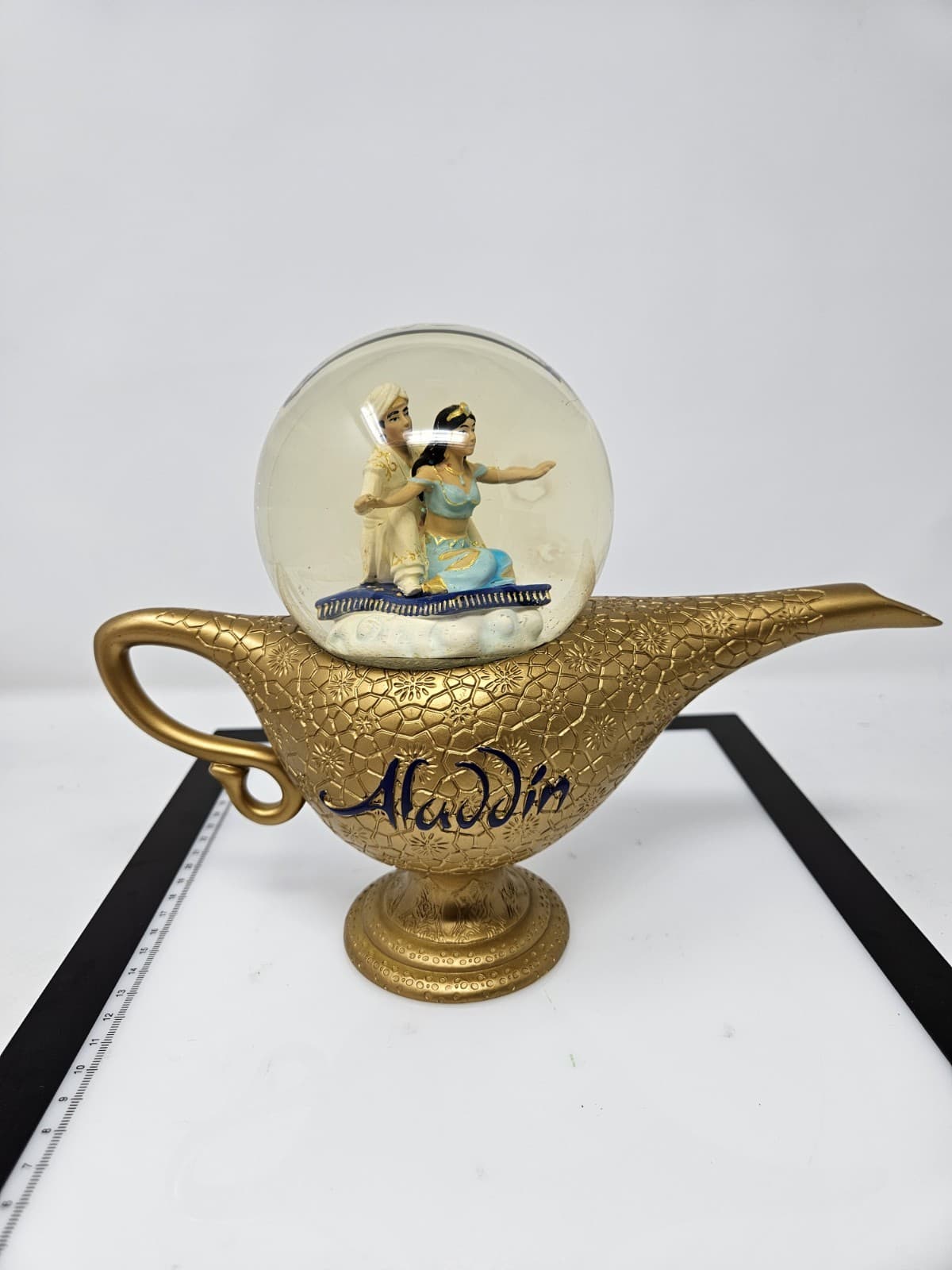 Disney Aladdin Jasmine Snow globe Music Box Figure Toy Magic Lamp - Thumbnail 2