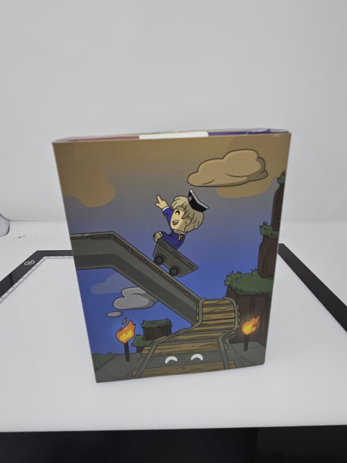 YouTooz Vinyl Figure "L'Manberg Tommy", - Thumbnail 3