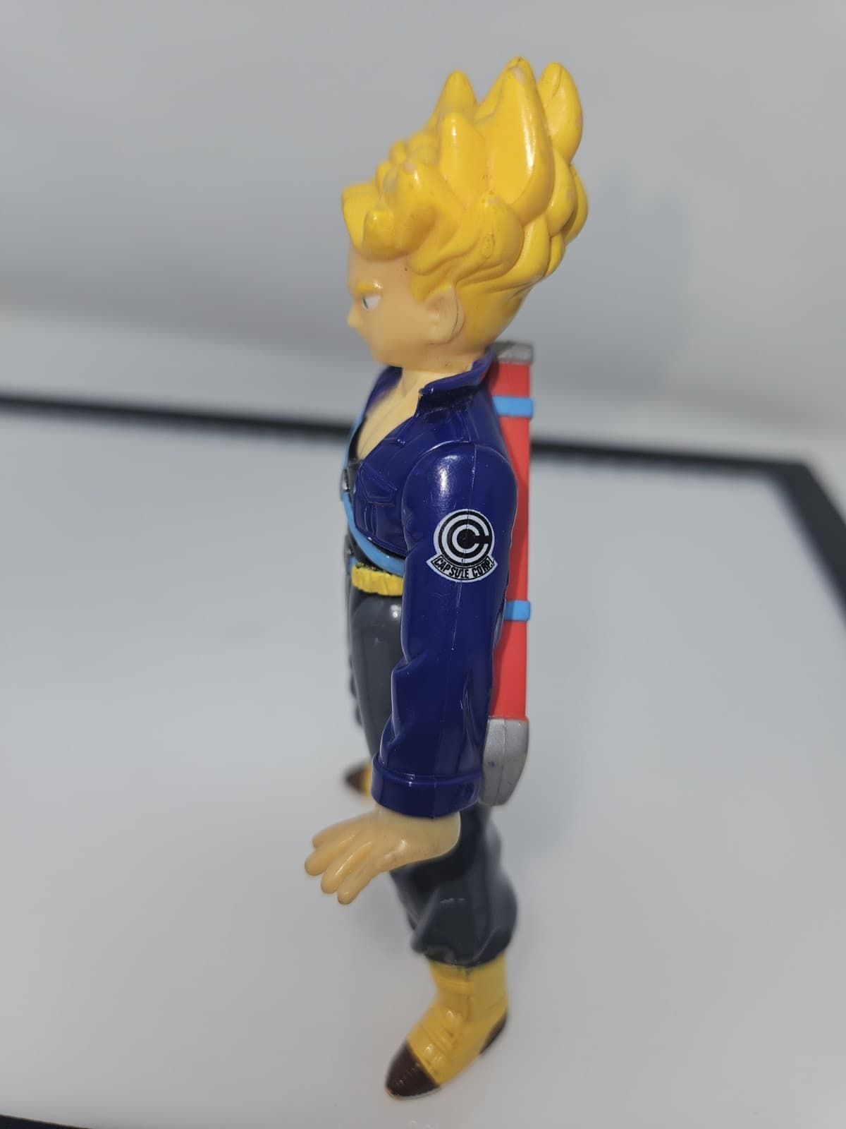Dragon Ball Z 2000 B.S. / S.T.A Super Saiyan Trunks Action Figure - Thumbnail 4