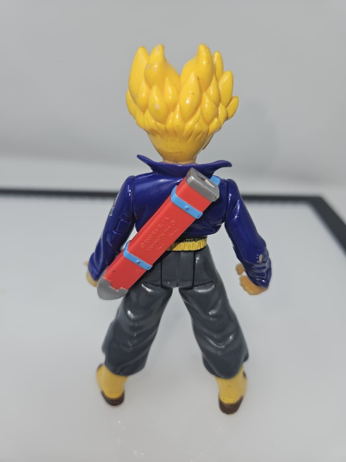Dragon Ball Z 2000 B.S. / S.T.A Super Saiyan Trunks Action Figure - Thumbnail 2