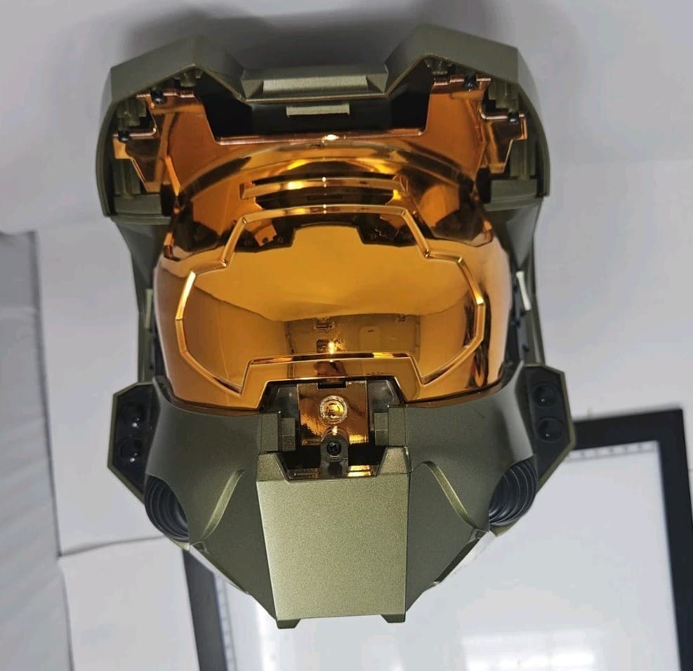 Halo 3 Legendary Edition Master Chief Helmet Display Video Games NO Base - Thumbnail 9
