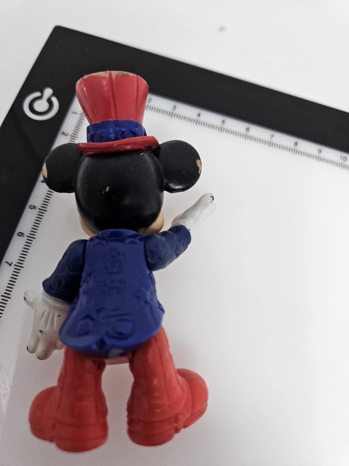 DISNEY MICKEY MOUSE Red Top Hat EPCOT CENTER Action Figure Loose - Thumbnail 2