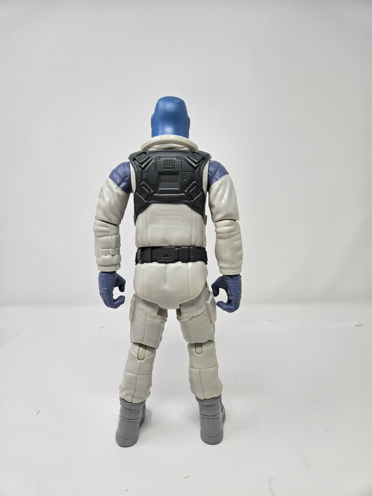 DISNEY/PIXAR BUZZ LIGHTYEAR HHK09 12" POSABLE ACTION FIGURE - Thumbnail 2