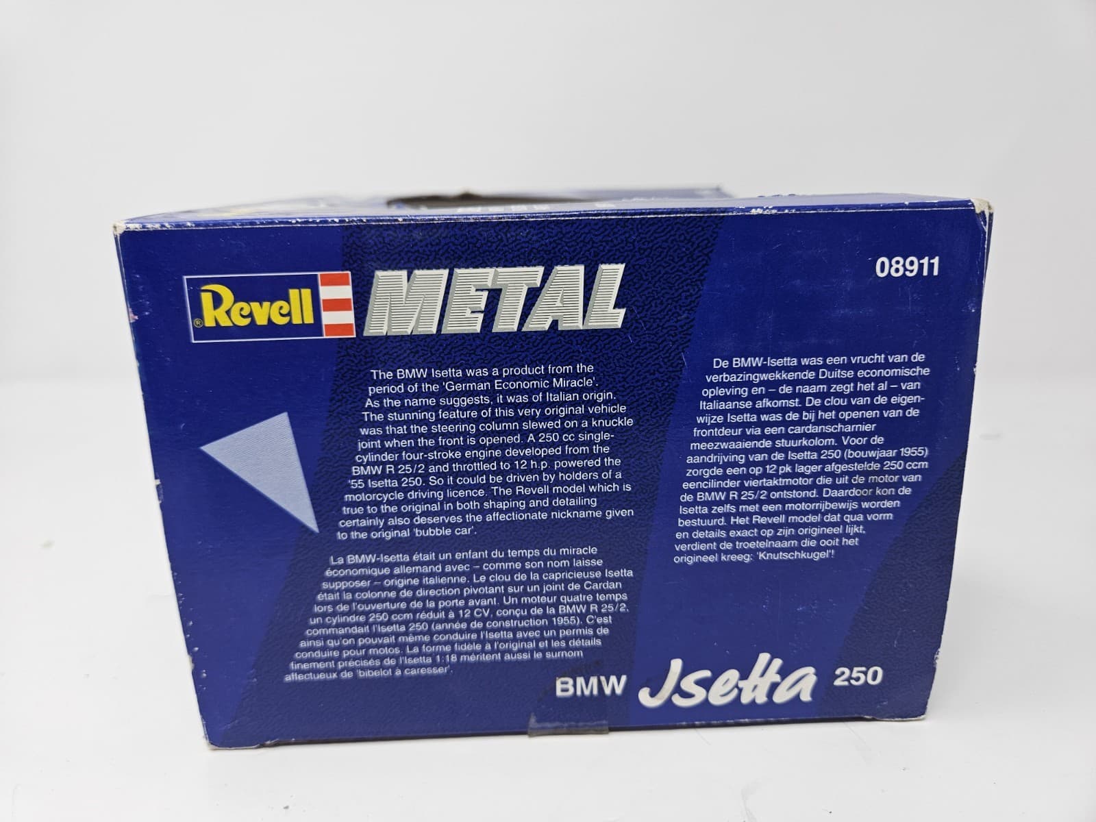 REVELL METAL DIECAST BMW JSETTA 250 GREEN 1:18 SCALE 08941 - Thumbnail 6