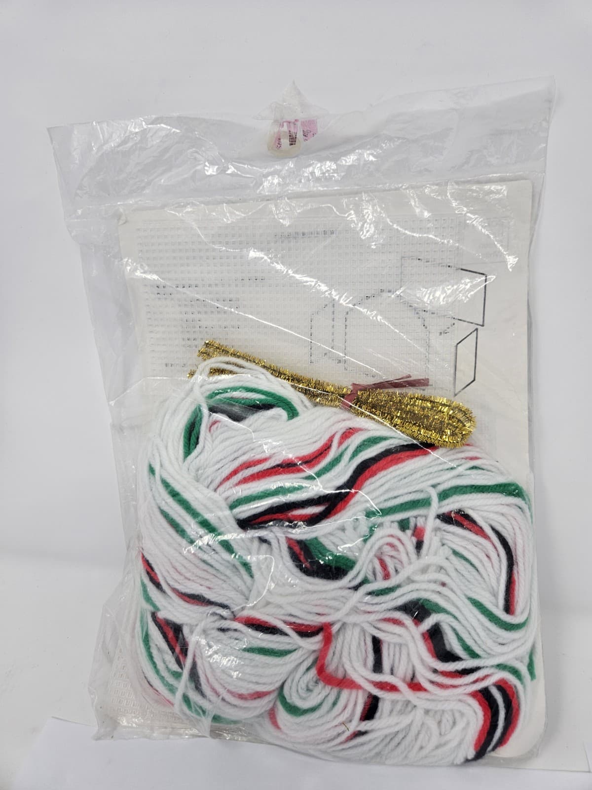 Needlecraft Plastic Canvas For All Seasons Christmas Ornaments 4 Baskets - Thumbnail 2