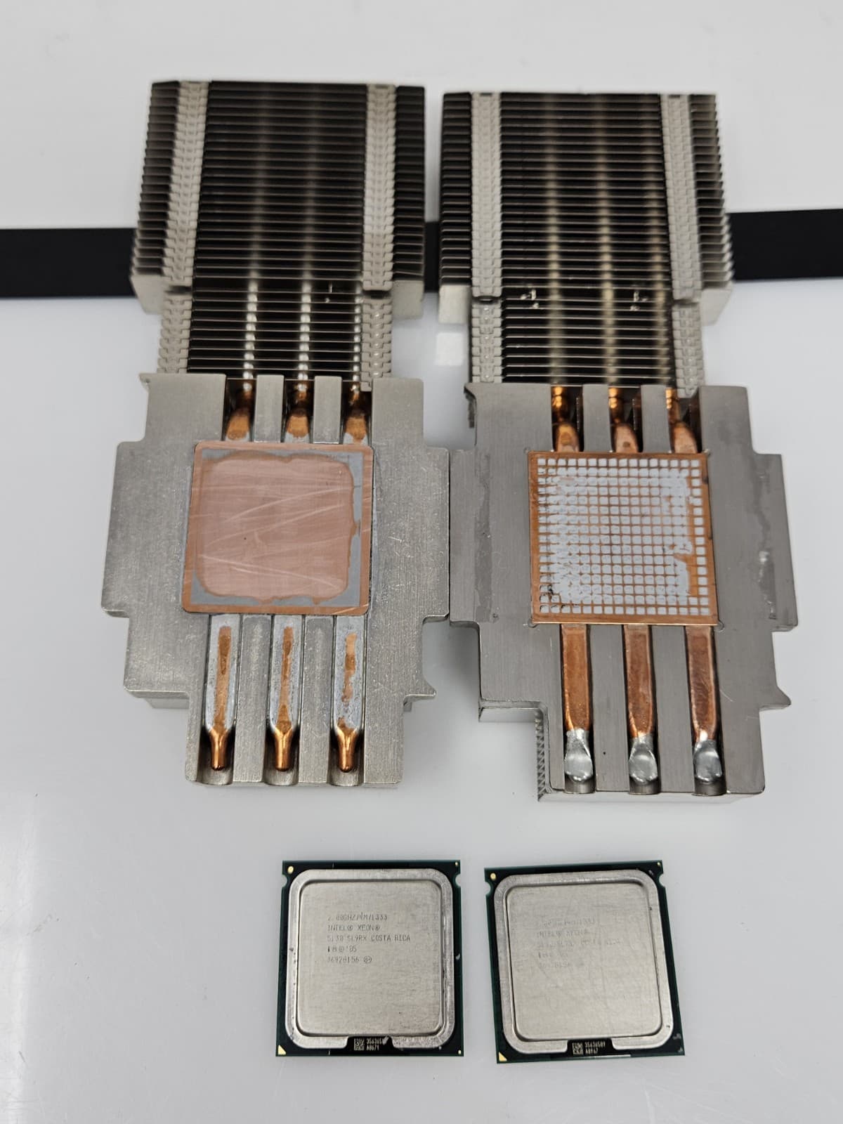 LOT of 2 Intel Xeon Processor 5130 SL9RX 2GHz 4M 1333 LGA771 W/Heatsink - Thumbnail 4