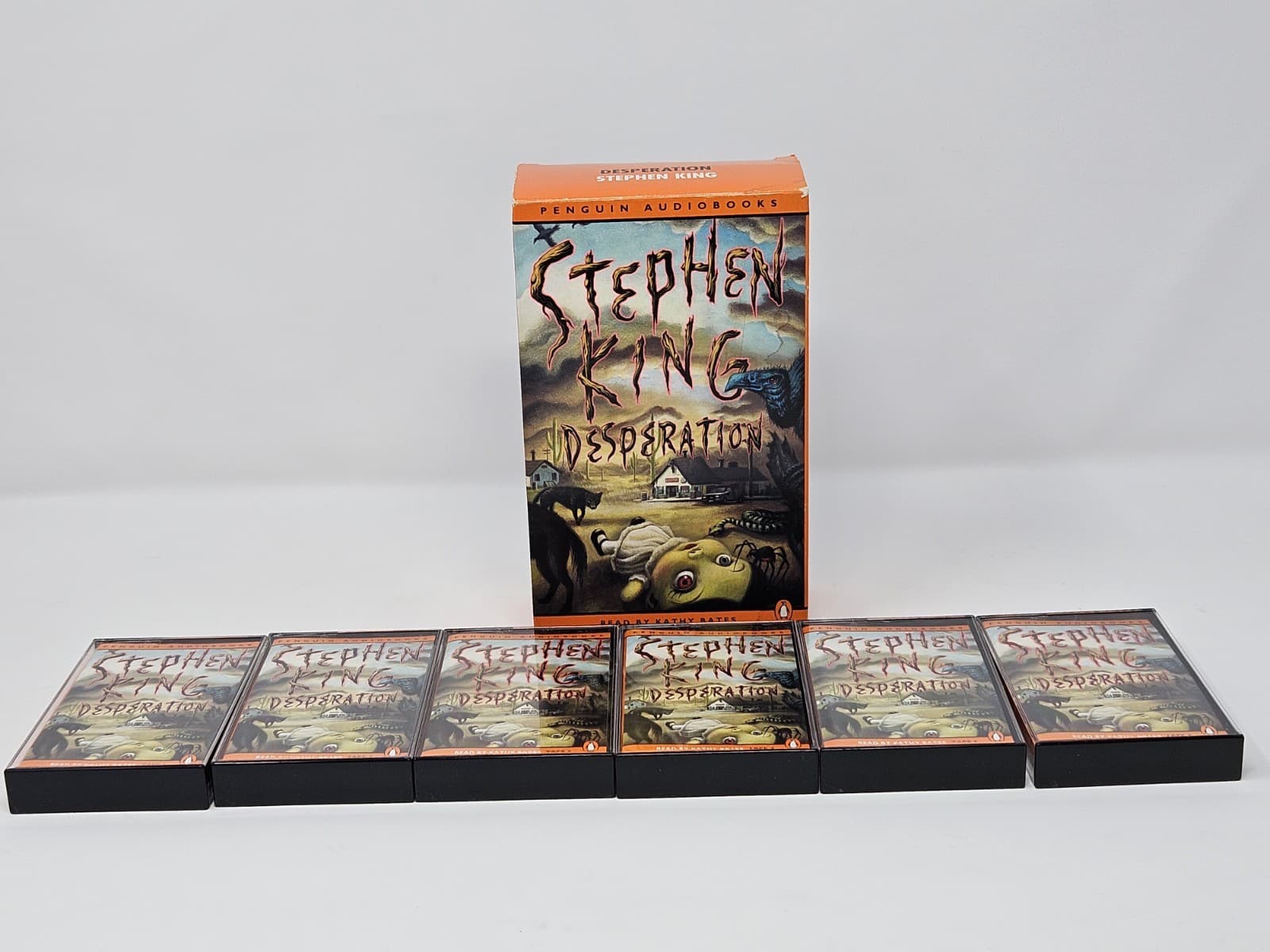 VTG 1996 STEPHEN KING Desperation Audiobook on 6 Cassette Tapes - Thumbnail 3