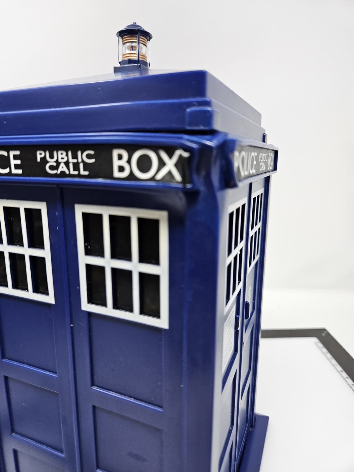 Doctor Who Plastic Tardis Police Call Box organizer jar - Thumbnail 5