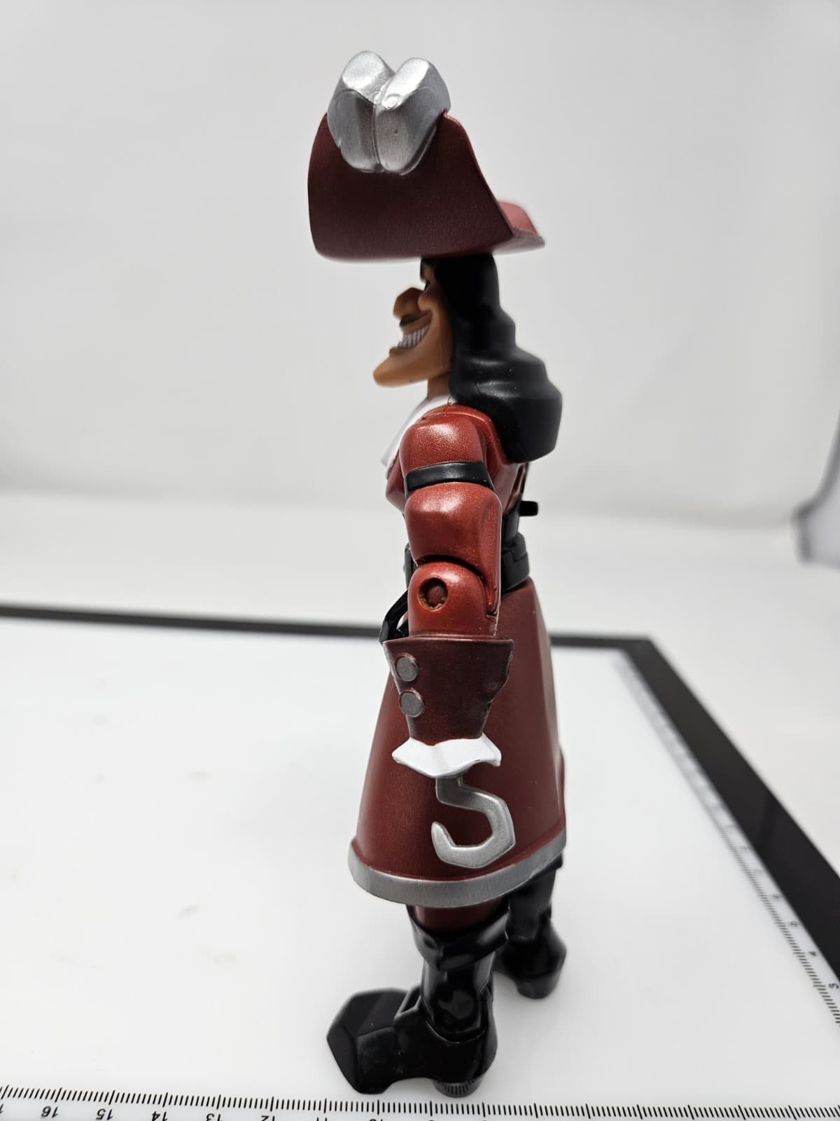 CAPTAIN HOOK ACTION FIGURE RARE Missing Parts - Thumbnail 5