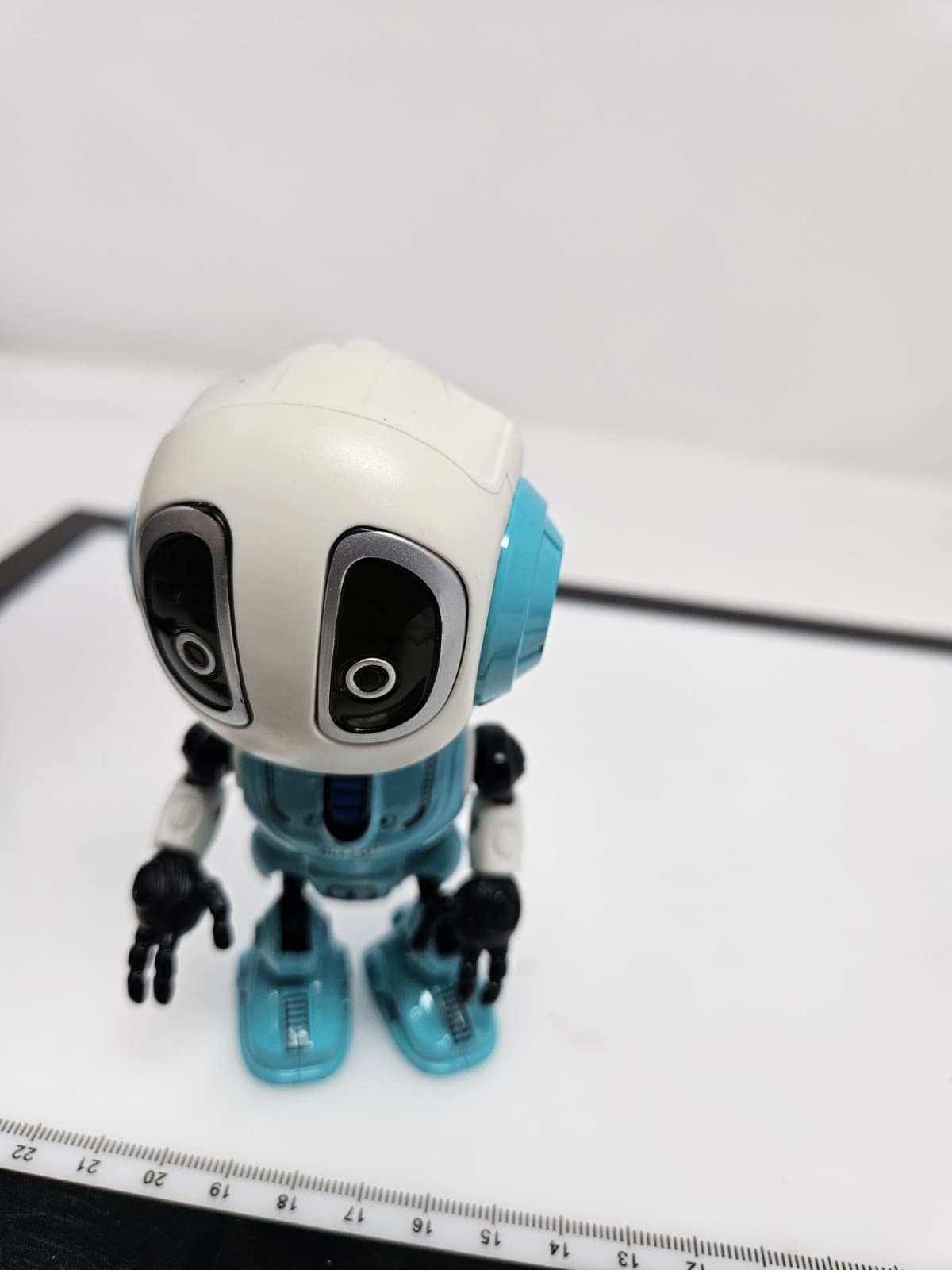 DITTO Voice Activated Talking Robot Die Cast Metal Movable - Thumbnail 6