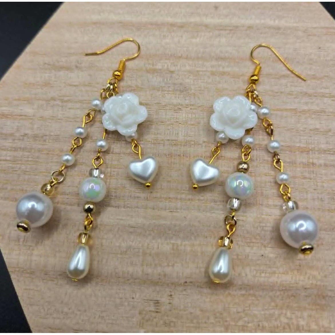 Handmade Earrings White Rose Heart Faux Pearl Gold Tone Dangle Drop - Thumbnail 4