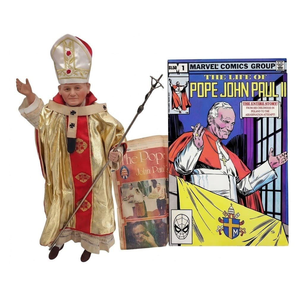 Danbury Mint Collectible Figure Pope John Paul II Marvel Comic #1 Lot 20" - Thumbnail 7