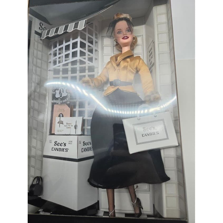 Mattel Barbie Doll 2001 I Left My Heart In San Francisco See's Candies Retro - Thumbnail 5