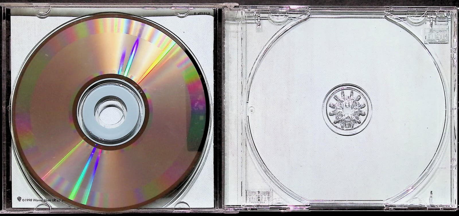 Cher CD Believe Album 1998 Pop Dance Electronic Warner Bros Music Audio Disc - Thumbnail 4