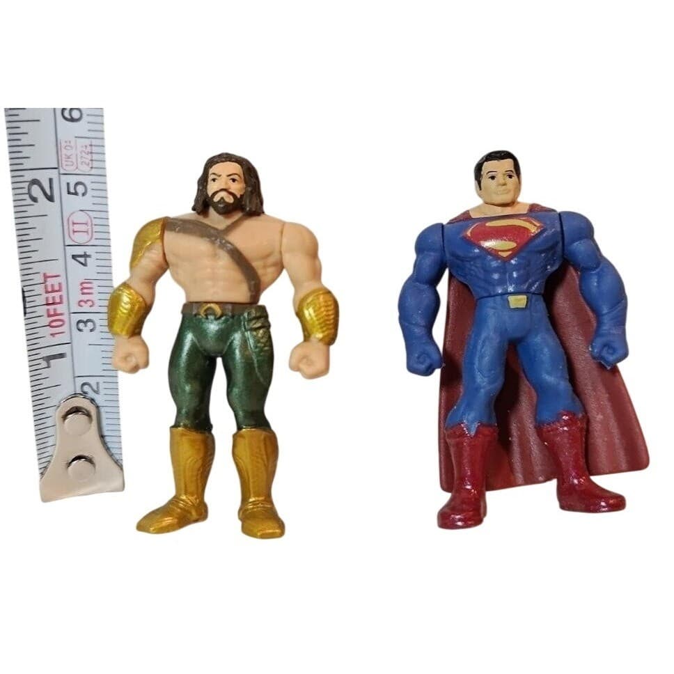 DC Comics Mega Bloks Mini Figures: Superman & Aquaman Figurines ~ 2 Tall - Thumbnail 3