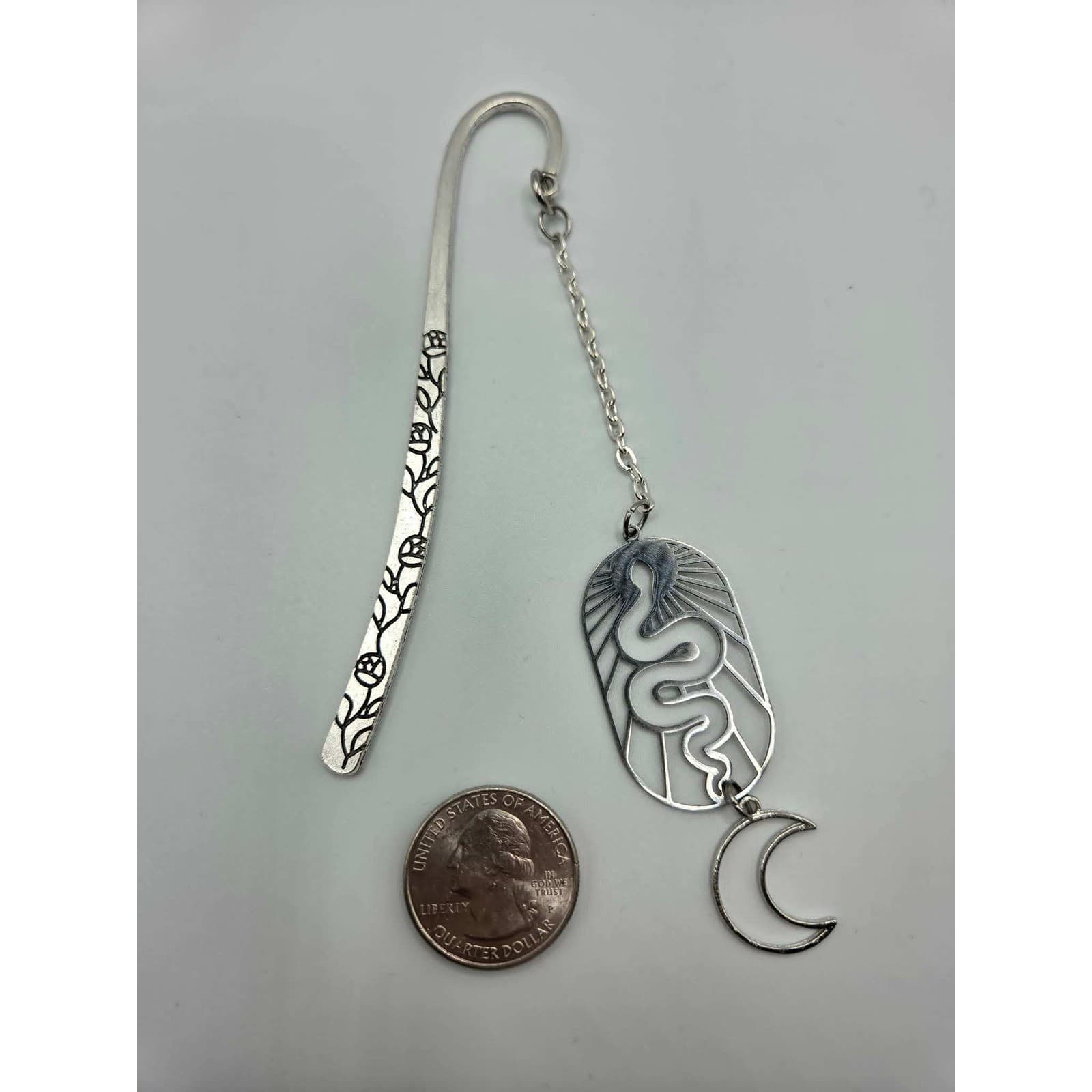Handmade Bookmark Silver Snake Moon Rose Engraved Celestial Gothic Accessory - Thumbnail 4
