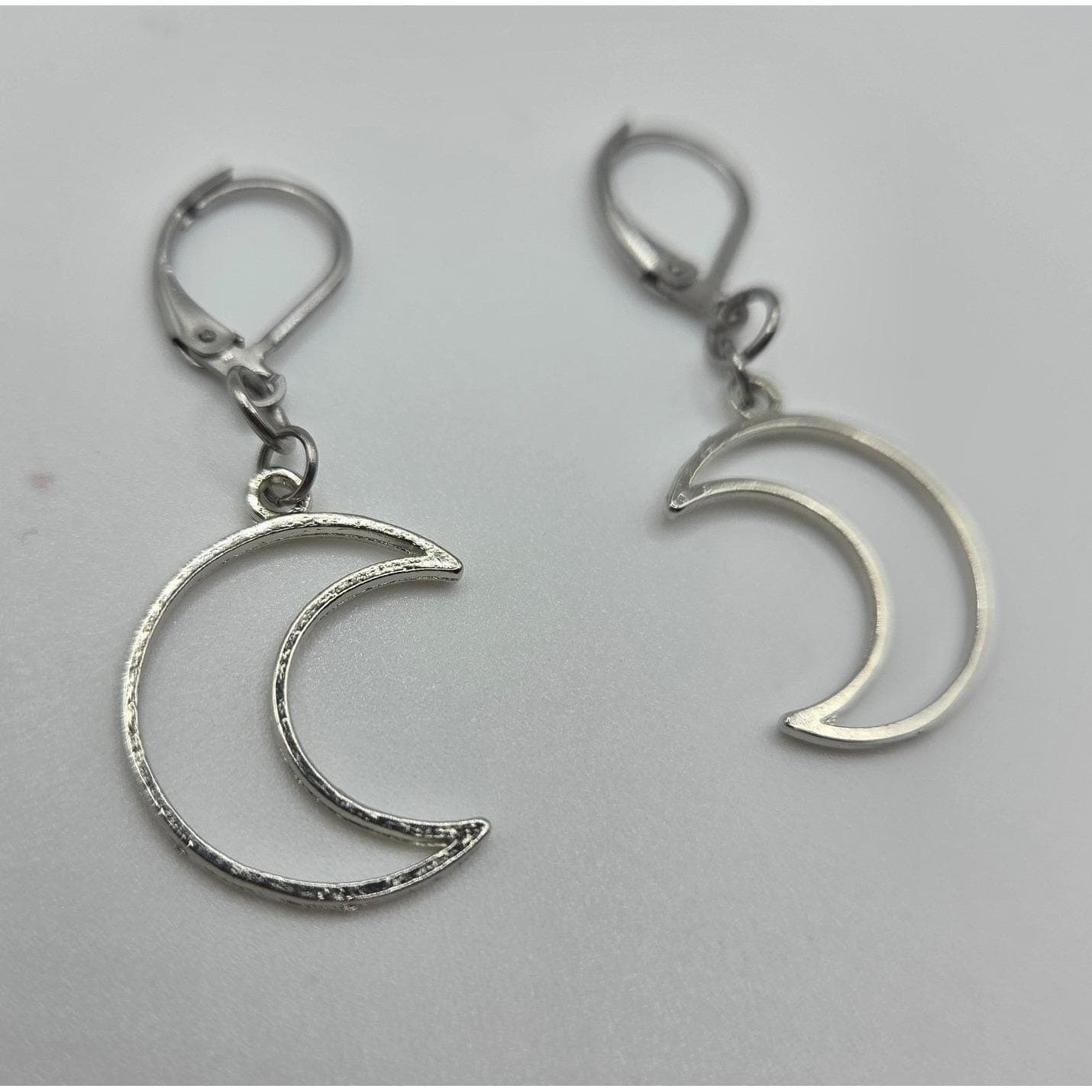 Handmade Earrings Silver Crescent Moon Stainless Steel Leverback Witchy Boho - Thumbnail 3