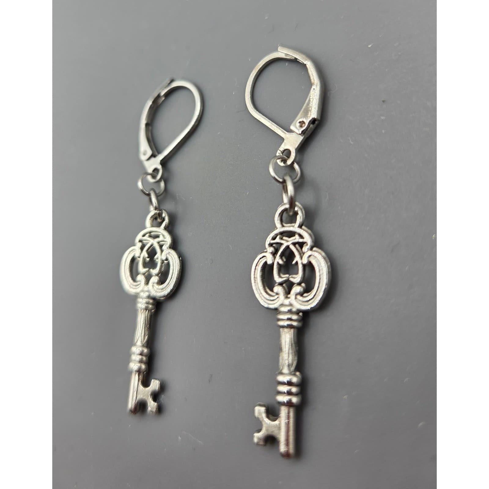 Handmade Earrings Silver Tone Whimsical Skeleton Key Stainless Steel Leverback - Thumbnail 3