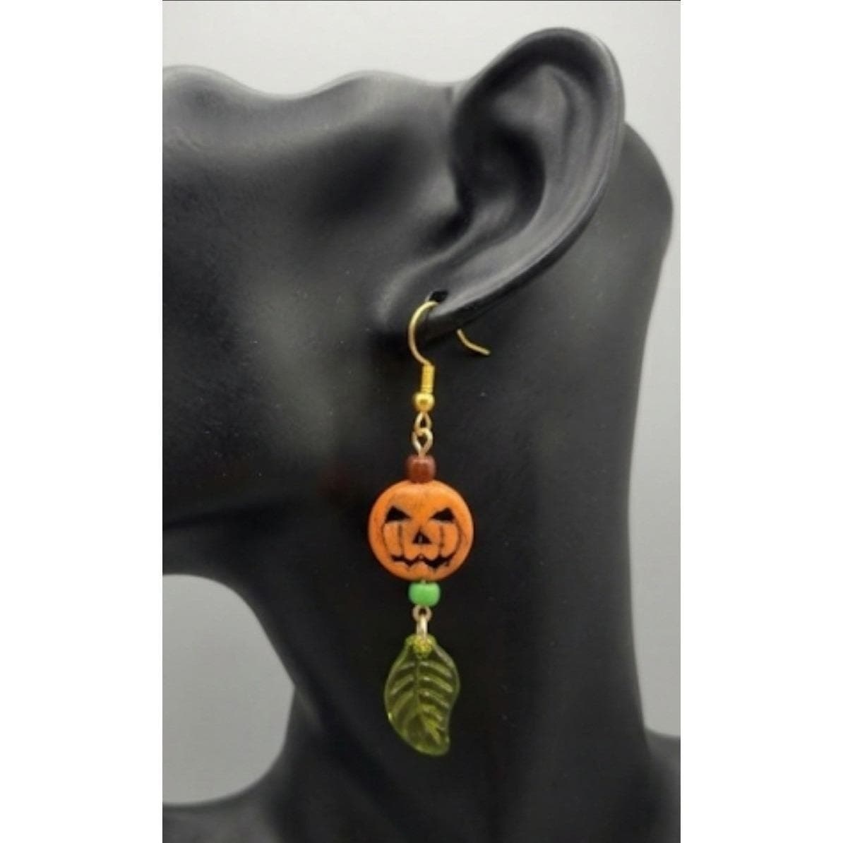 Handmade Earrings Gold Toned Pumpkin Jack-O-Lantern Drop Dangle Halloween - Thumbnail 2