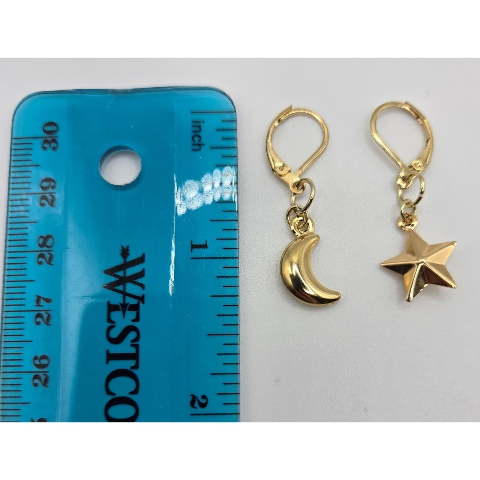 Handmade Earrings Crescent Moon and Star Leverback Celestial Gold Tone - Thumbnail 4