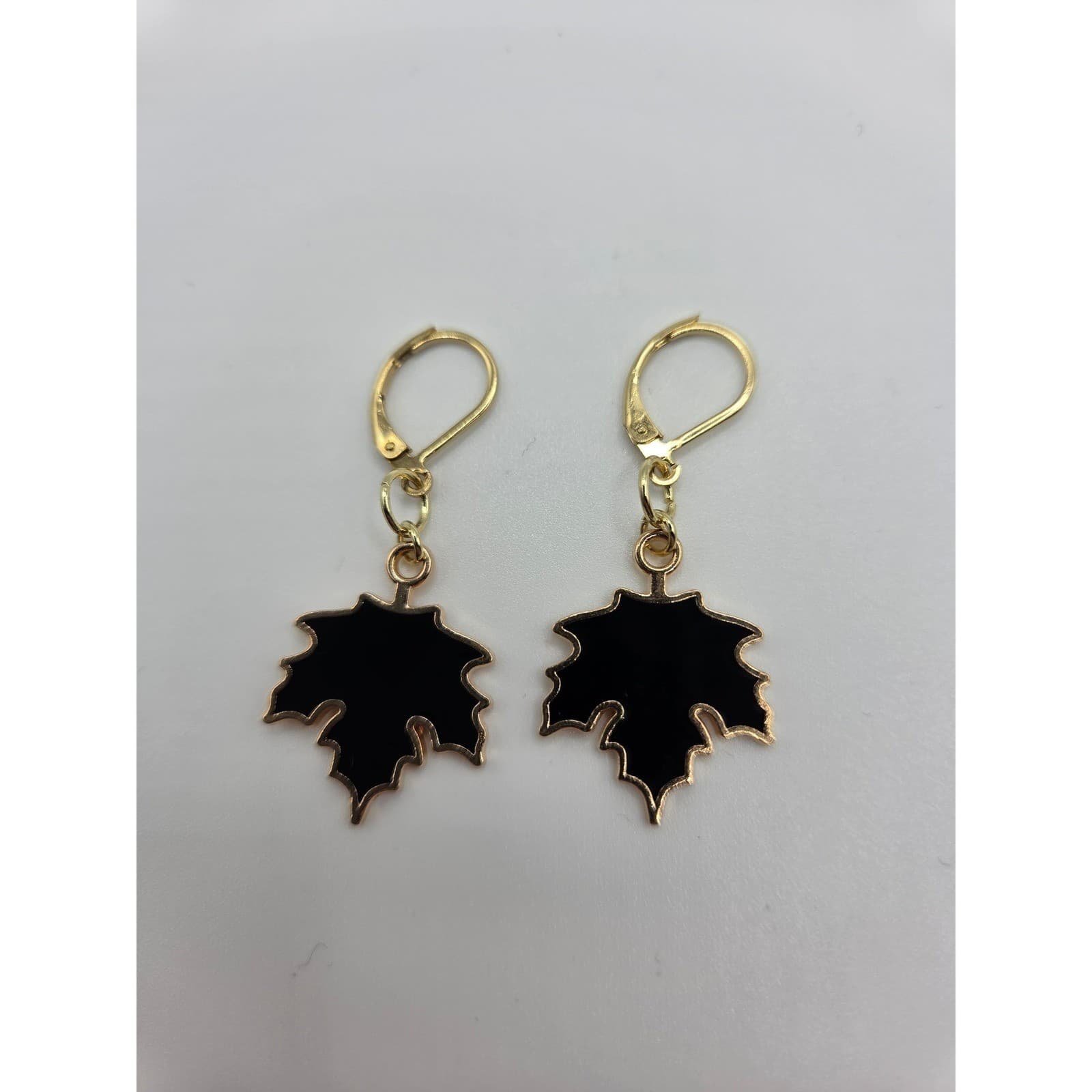 Handmade Earrings Gold Toned Black Fall Goth Leaf Leverback Stainless Steel - Thumbnail 5