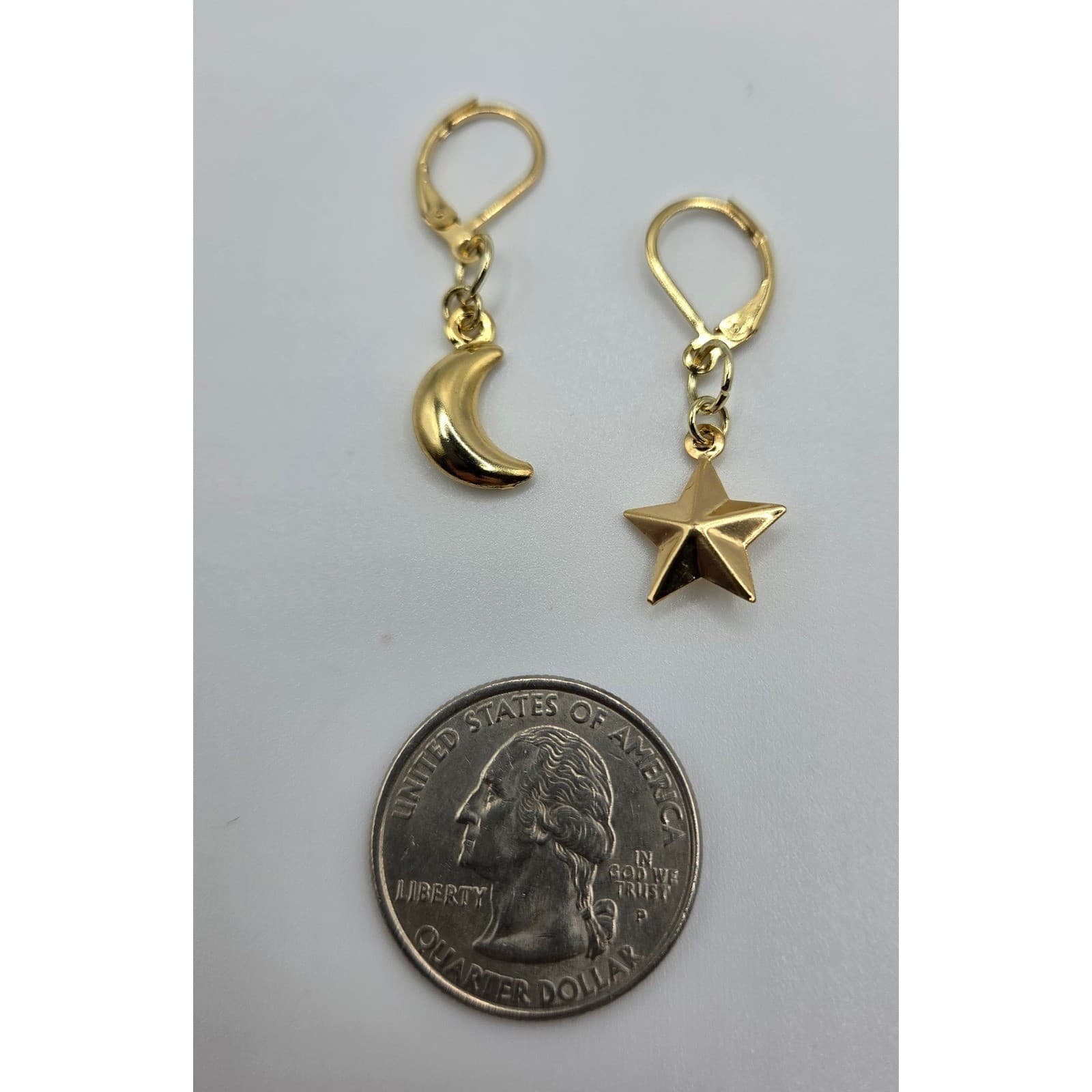 Handmade Earrings Crescent Moon and Star Leverback Celestial Gold Tone - Thumbnail 6