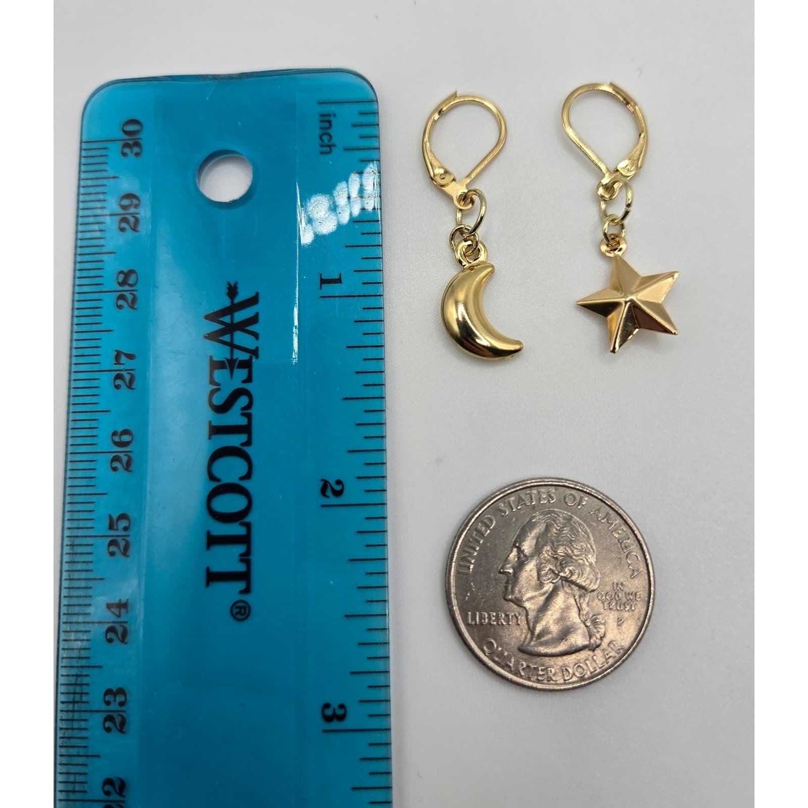 Handmade Earrings Crescent Moon and Star Leverback Celestial Gold Tone - Thumbnail 5