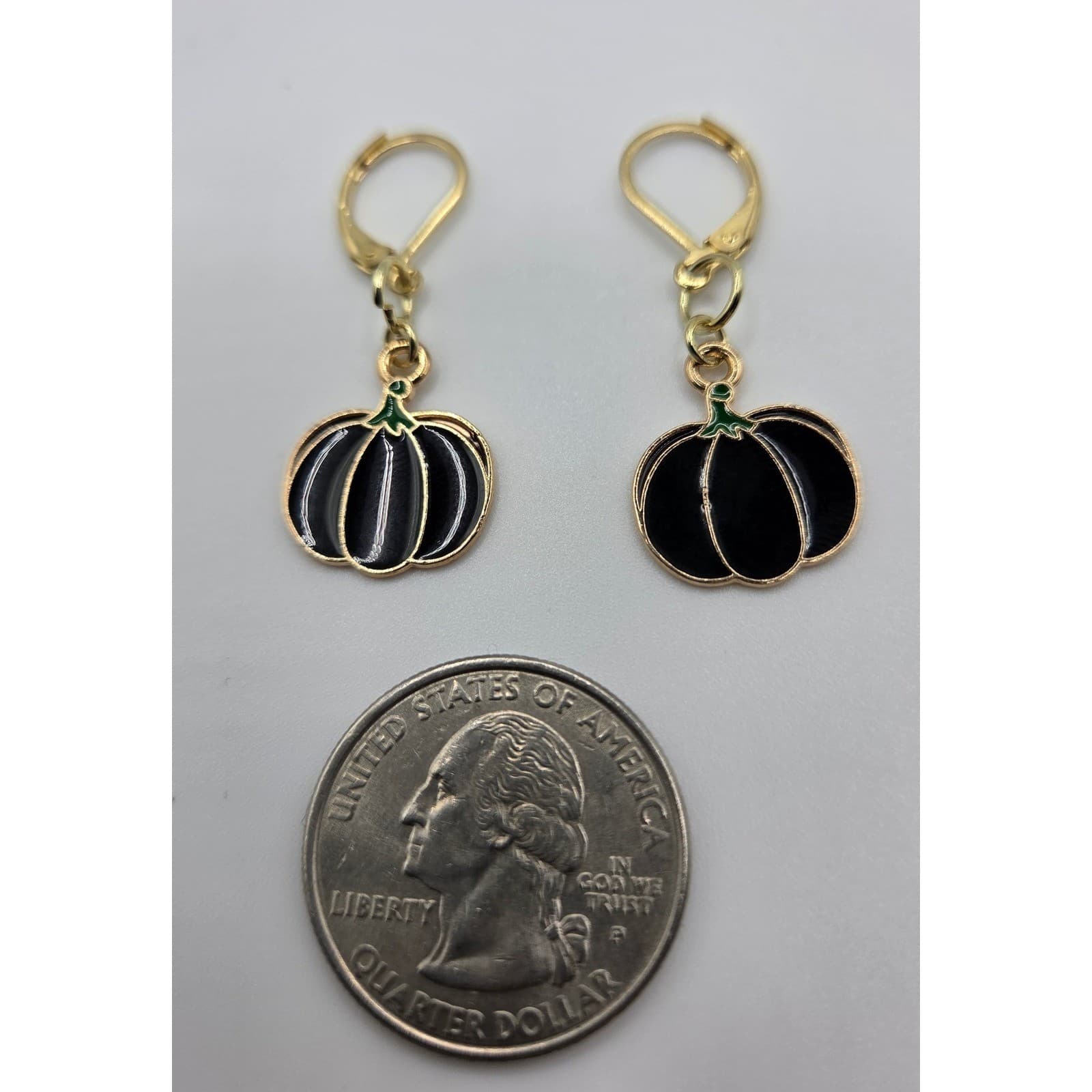 Handmade Earrings Gold Tone Black Goth Pumpkin Leverback Hypoallergenic Fall - Thumbnail 3
