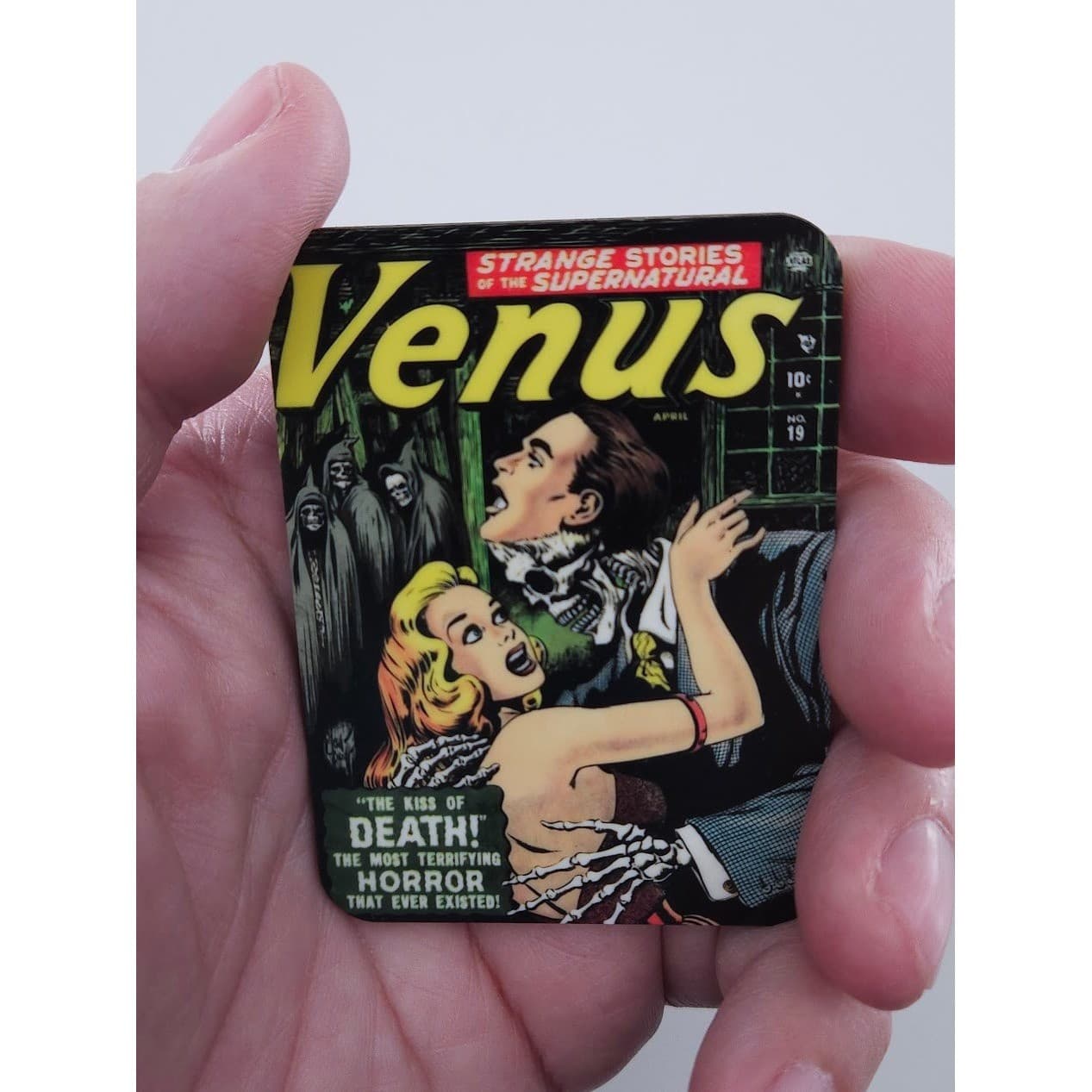 Handmade Magnet Set Classic Horror Comic Cover Art Vintage Lot 4pc - Thumbnail 4