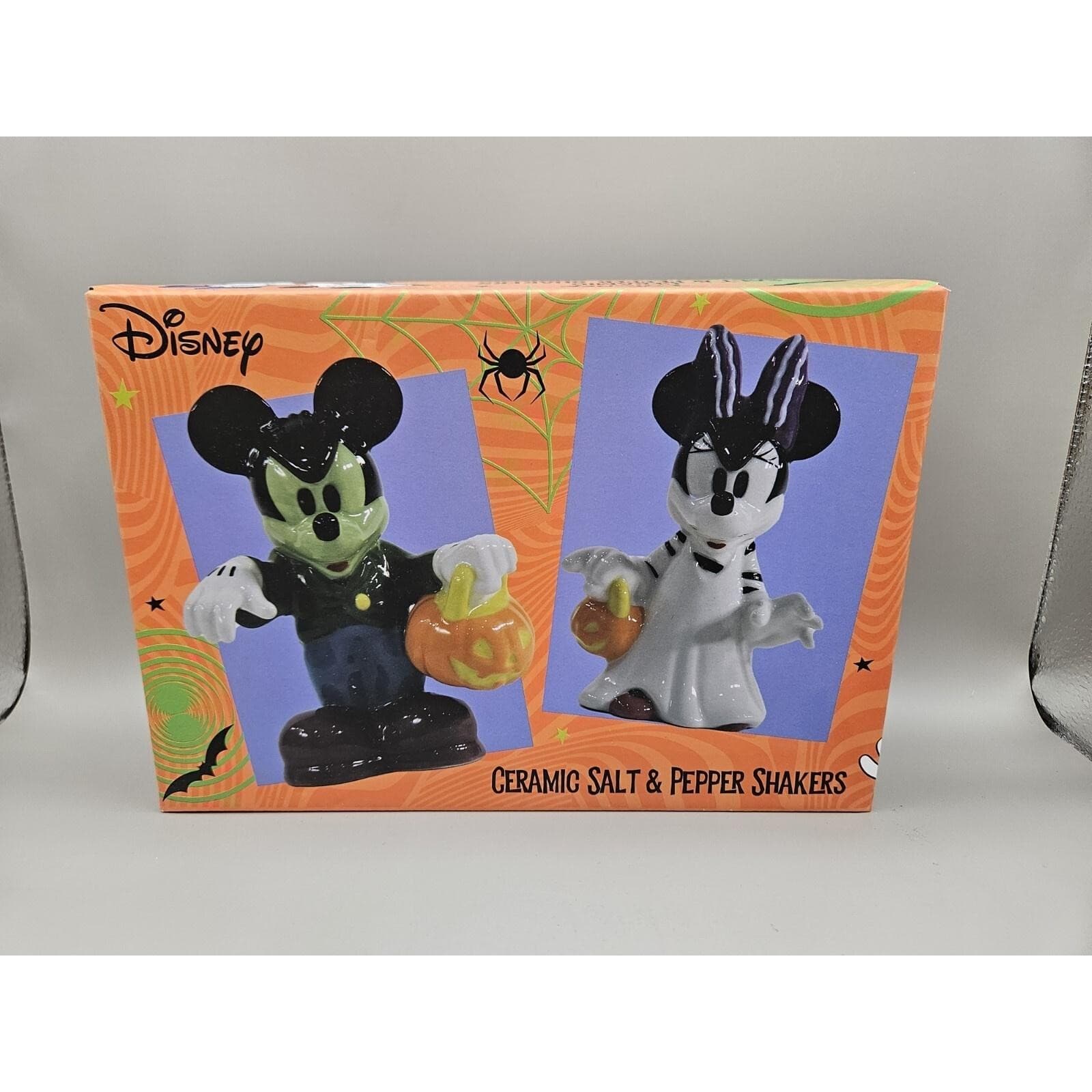 Disney Mickey & Minnie Mouse Frankenstein Halloween Salt & Pepper Shaker - Thumbnail 6