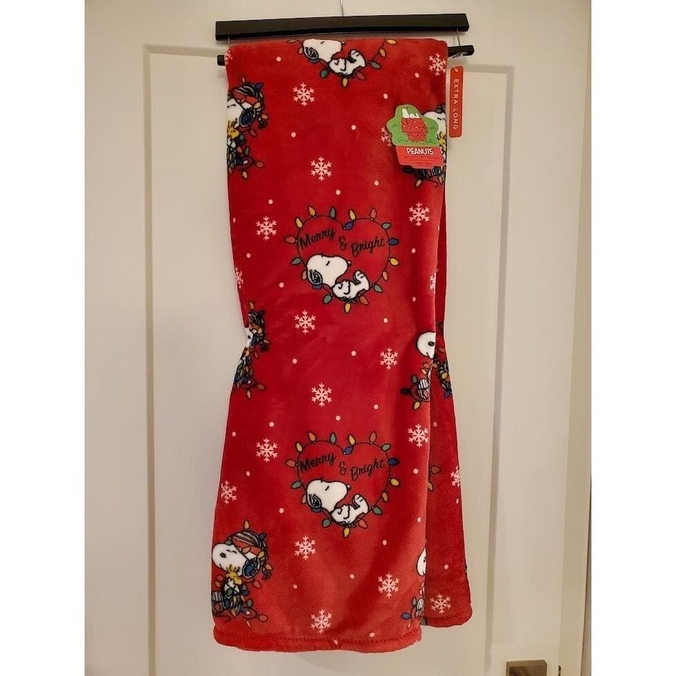 NWT Peanuts Berkshire Peanuts Snoopy & Woodstock Merry & Bright Throw 60 X 70 - Thumbnail 3