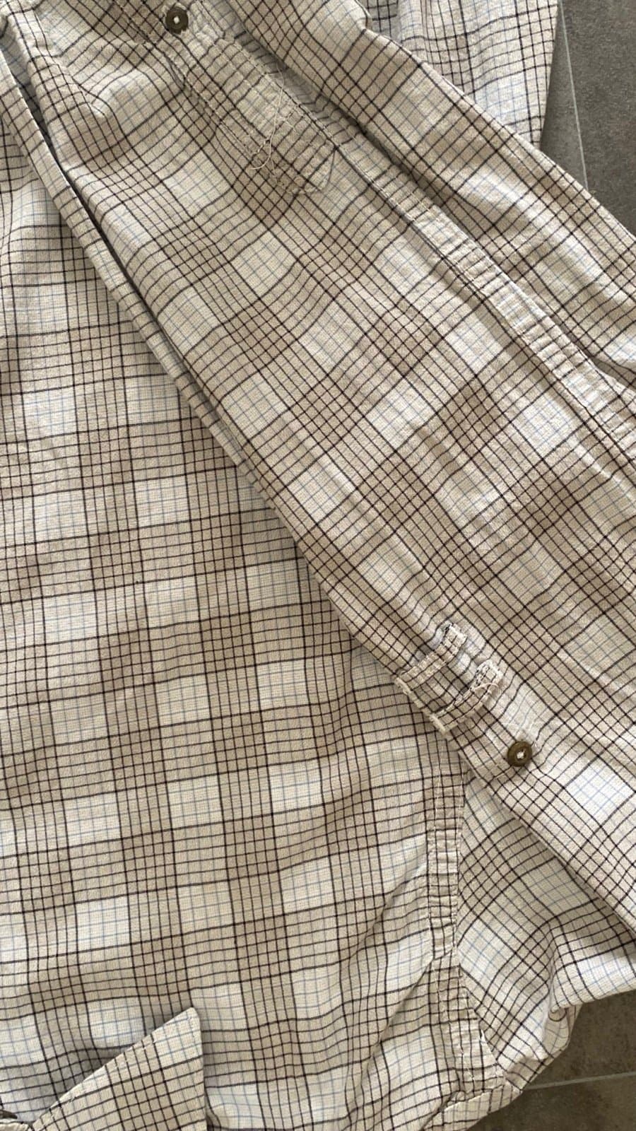 Browne and white Rocawear XL long sleeve button up - Thumbnail 8