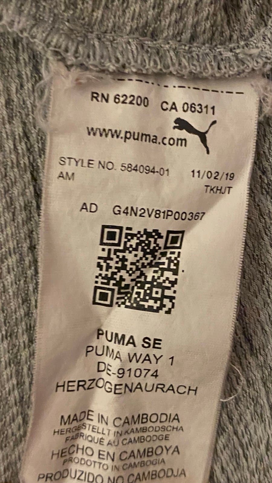 Grey and black striped puma shirt men’s medium - Thumbnail 4