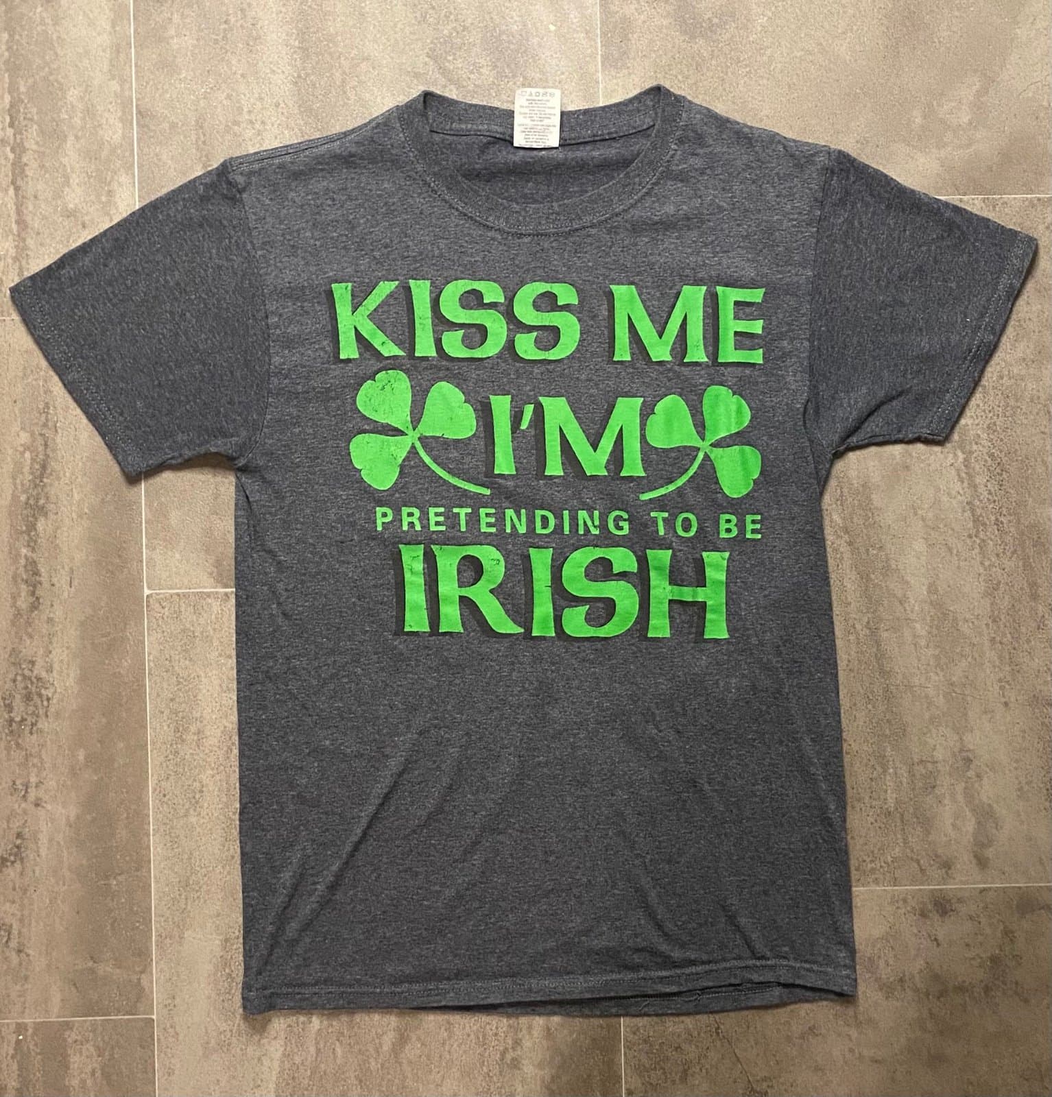 Grey and green lucky print tee shirt