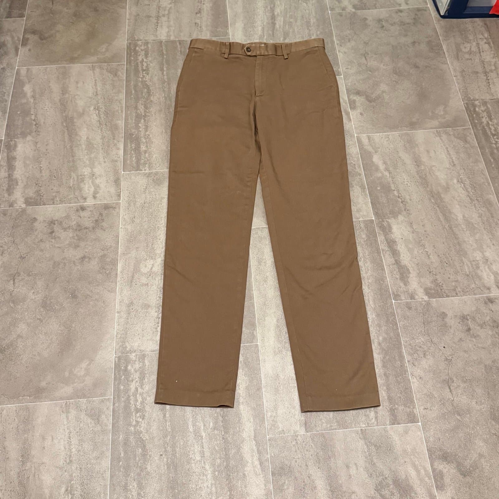 Brown Banana Republic 34x34 mens Slim Traveler slacks