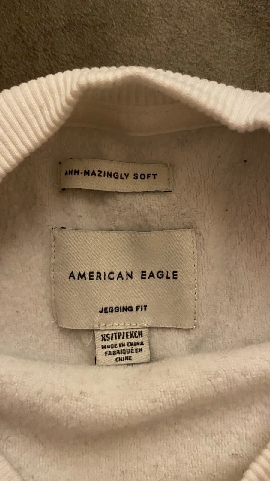 Black and white American eagle AHH-MAZINGLY SOfT sweater - Thumbnail 3