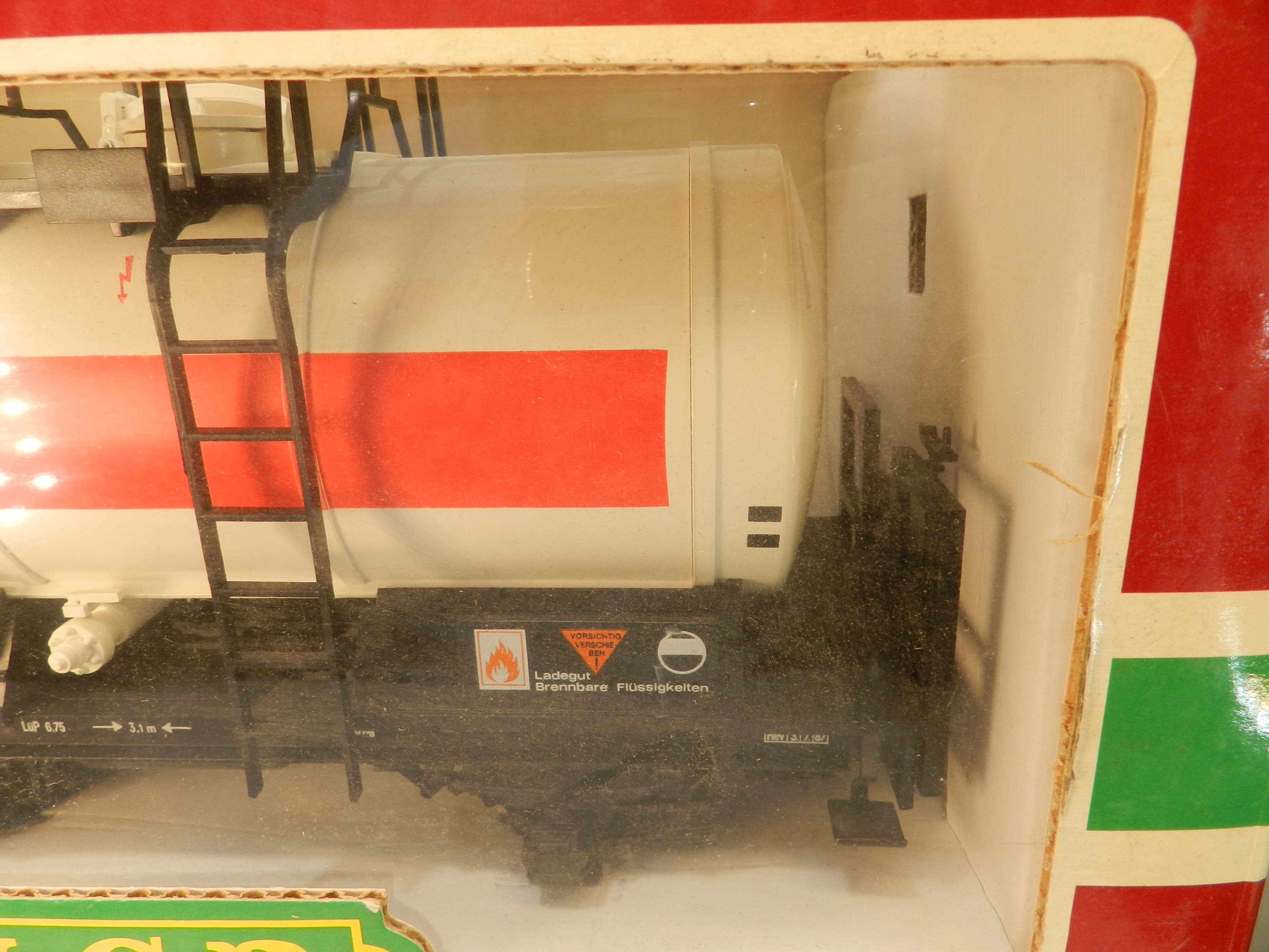 LGB 4040E G Scale Esso Short Single Dome Tank Train Car NIB ( O96K) - Thumbnail 4