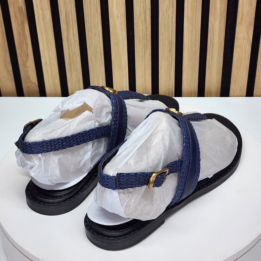 NEW - Giani Bernini Nayelli Women’s Navy Thong Flat Sandals Slingback Size 6.5 - Thumbnail 3