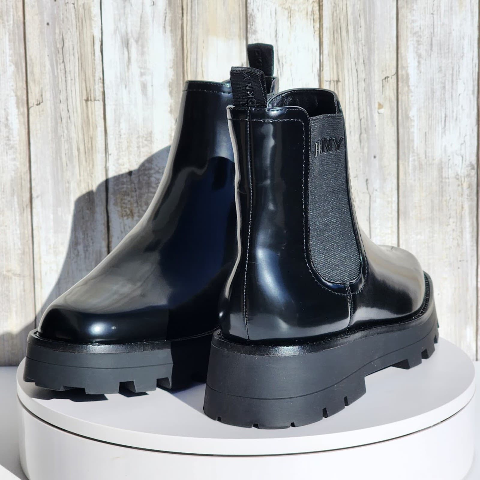 NEW - DKNY Women's Senni Chelsea Lug Boots - Size 8 - Black - Thumbnail 4