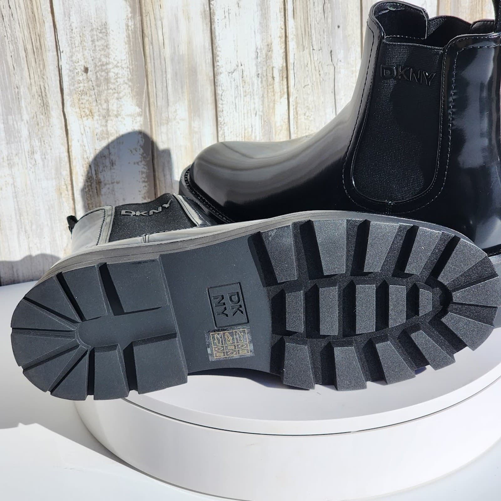 NEW - DKNY Women's Senni Chelsea Lug Boots - Size 6.5 - Black - Thumbnail 10