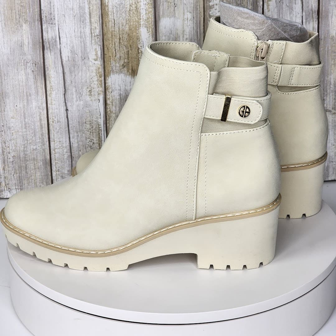 NEW - Giani Bernini Women's Vedaa Memory Foam Wedge Booties - Size 7.5 - Thumbnail 5