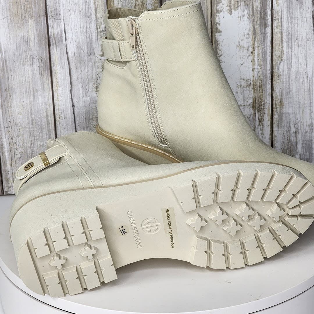 NEW - Giani Bernini Women's Vedaa Memory Foam Wedge Booties - Size 7.5 - Thumbnail 9