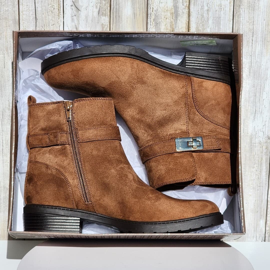 NEW - Giani Bernini Women's Becca Memory Foam Buckled Booties - Size 9.5 M - Thumbnail 10
