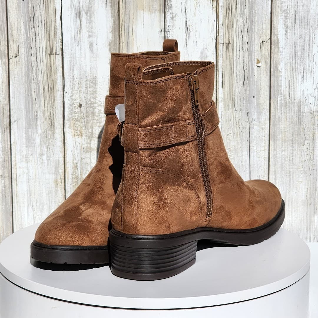 NEW - Giani Bernini Women's Becca Memory Foam Buckled Booties - Size 9.5 M - Thumbnail 7