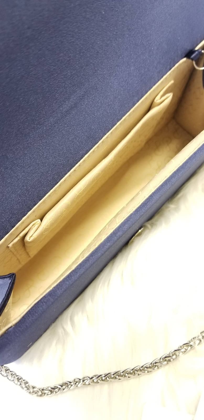 Adrianna Papell Sigrid Small Clutch (Shelf Pull) - Thumbnail 4
