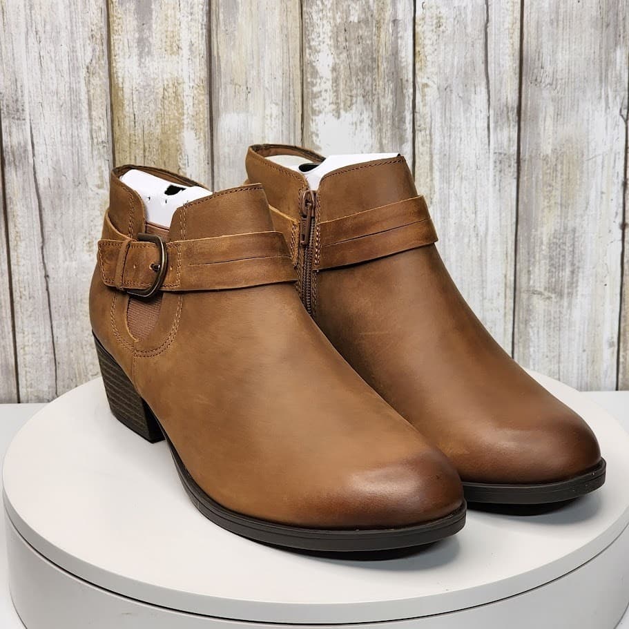 NEW - Clarks Women's Collection Charlten Rae Boots - Size 9.5 M - Thumbnail 8