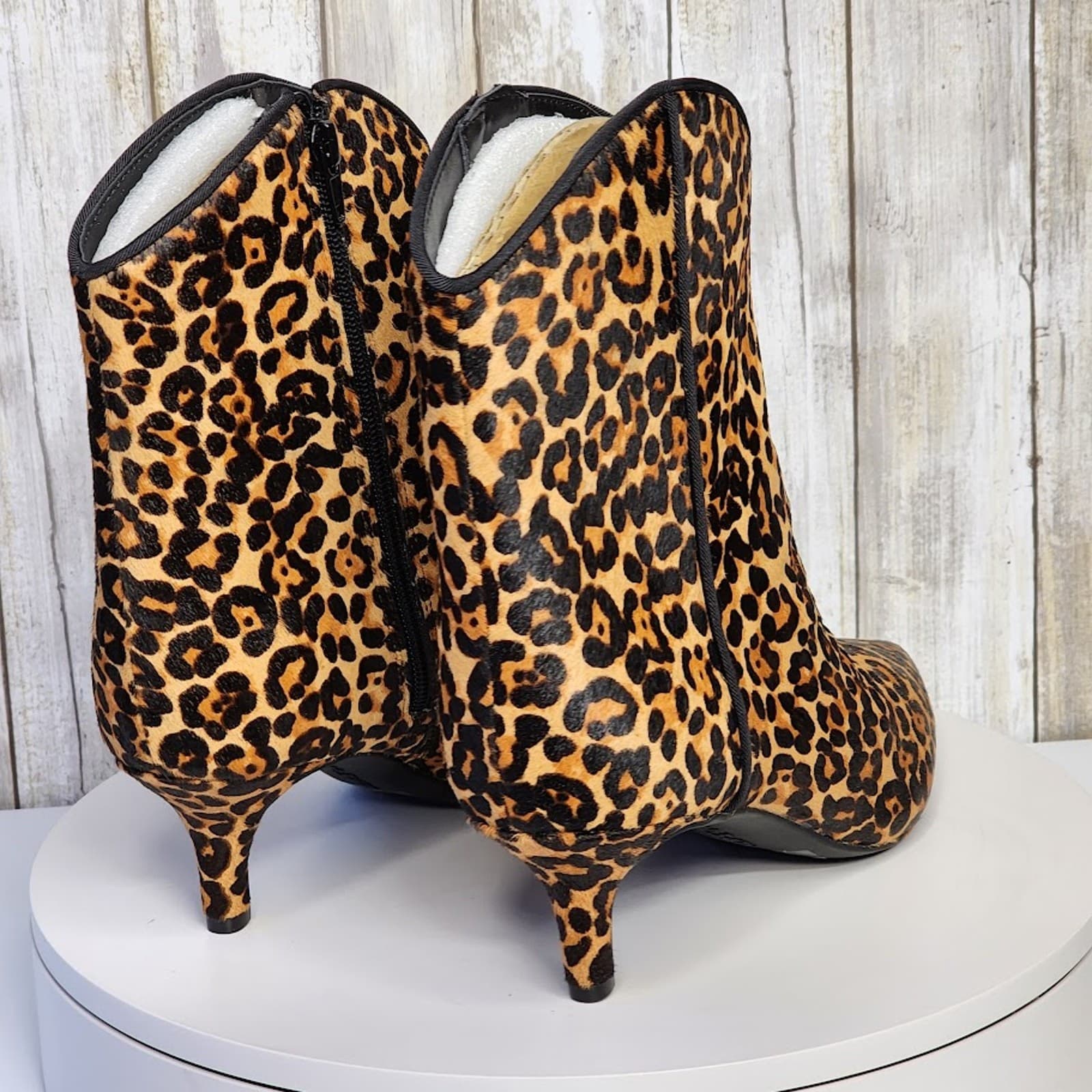 NEW - On 34th Aatira Leopard Tulip Booties - Size 8.5 M - Thumbnail 4