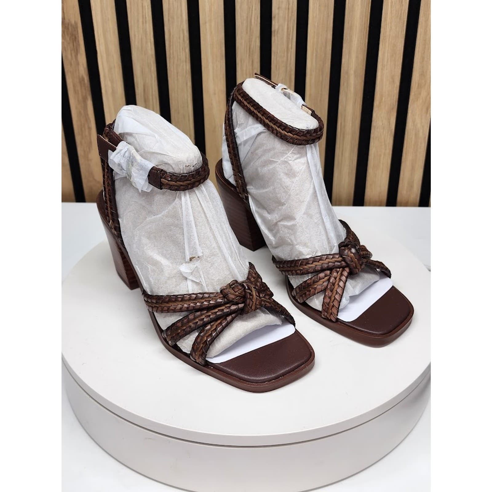 NEW - Giani Bernini Renaee Women’s Brown Woven Block Heel Sandals - Size 6M